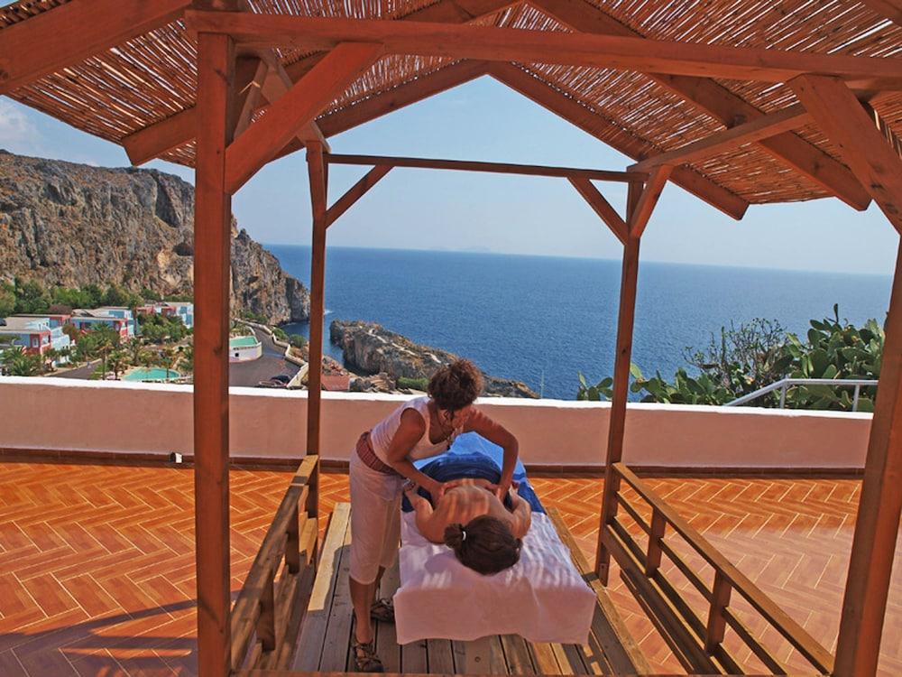 Kalypso Cretan Village Resort & Spa Плакиас Екстериор снимка